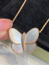 [Aethel]BUTTERFLY GOLD MOP DIAMOND NECKLACE