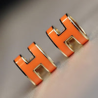 [Aethel]MINI POP H EARRINGS ORANGE