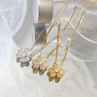 [Aethel]FLOWER DIAMOND NECKLACE