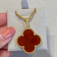 [Aethel]CLOVER 25MM NECKLACE GOLD CARNELIAN