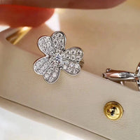 [Aethel]CLOVER COMOS DIAMOND EARRINGS SILVER
