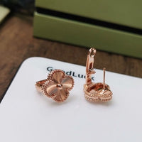 [Aethel]CLOVER MEDIUM STUD EARRINGS