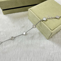 [Aethel]CLOVER 6 MOTIF WHITE MOP BRACELET
