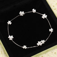 [Aethel]FRIVOLE SILVER 9 FLOWERS NECKLACE